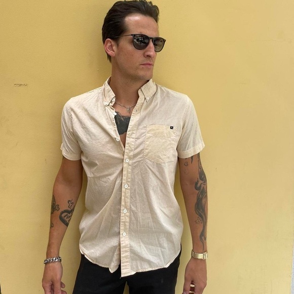 Lost at Sea men’s yellow abstract print button down sz s - Picture 2 of 6